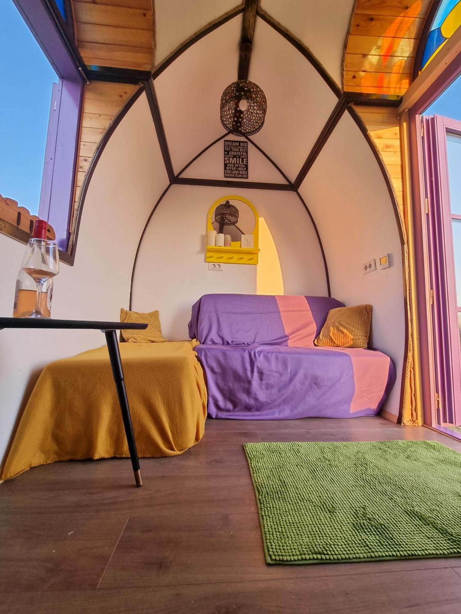 Central Tiny Houses 부쿠레슈티 외부 사진