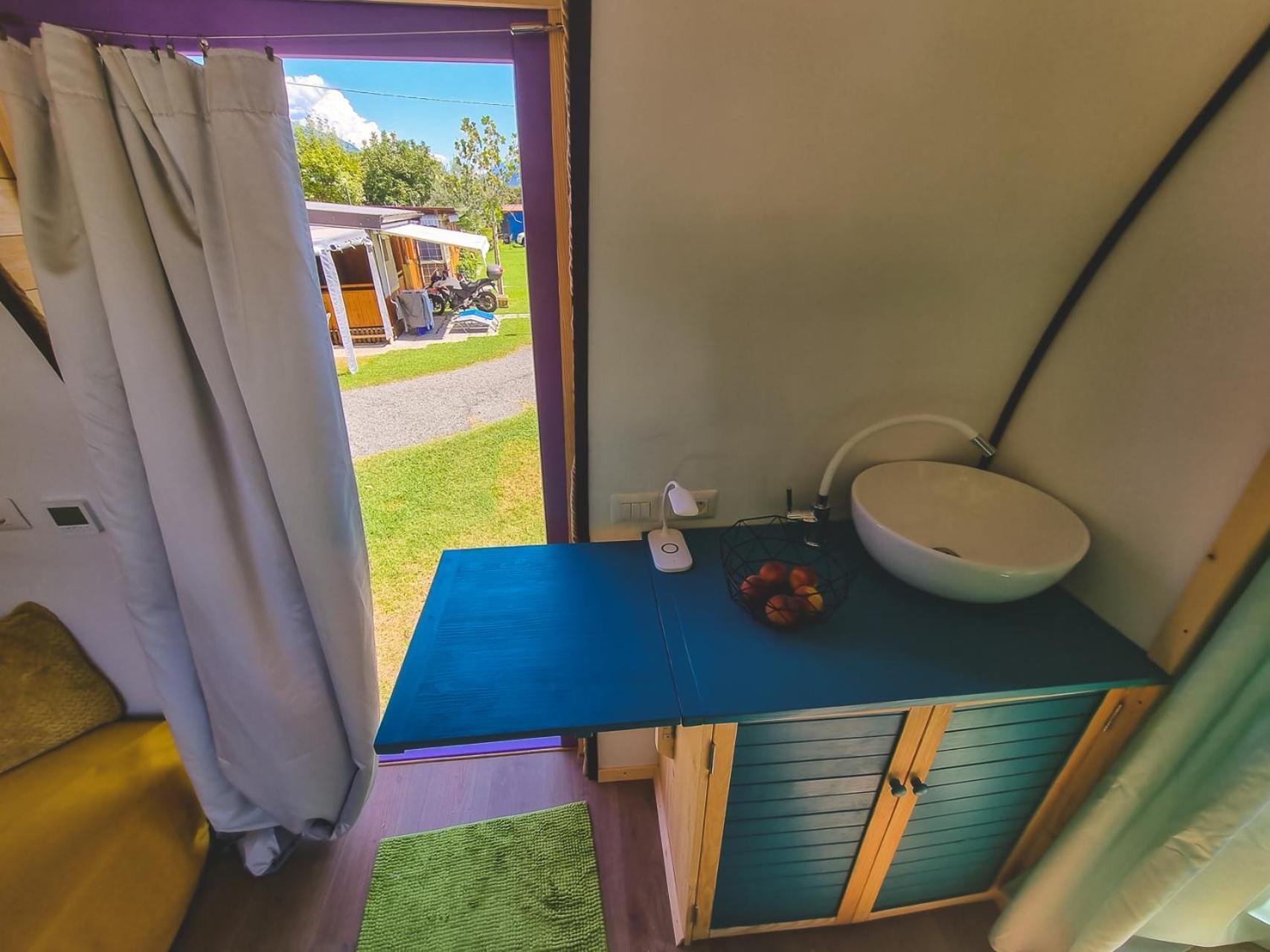 Central Tiny Houses 부쿠레슈티 외부 사진